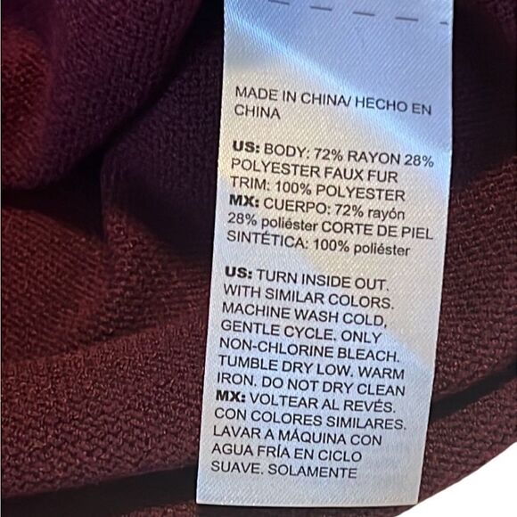 Chico’s Deep Merlot Faux Fur Embellished Pullover Sweater. Size Medium - Picture 9 of 11